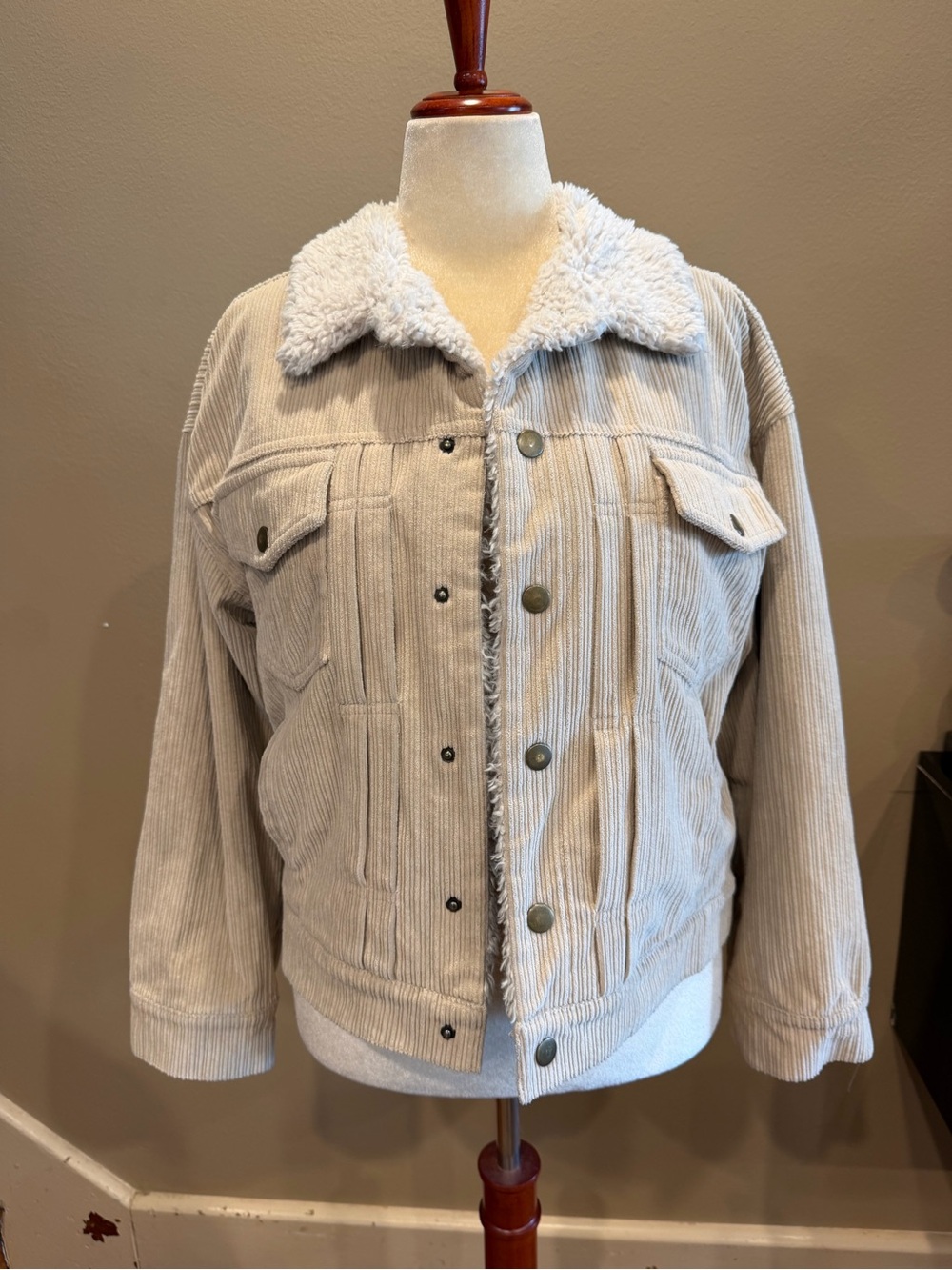 LoveRiche Retro CottageCore PNW Corduroy Sherpa  Trucker Jacket women’s Size M